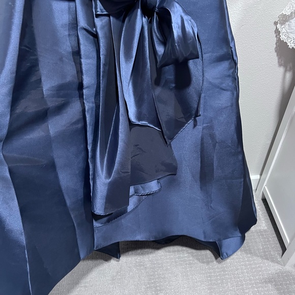High low hem navy formal gown - Picture 3 of 3